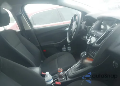 2017 Ford Focus Sel z USA, uszkodzony, nr VIN 1FADP3M26HL330882